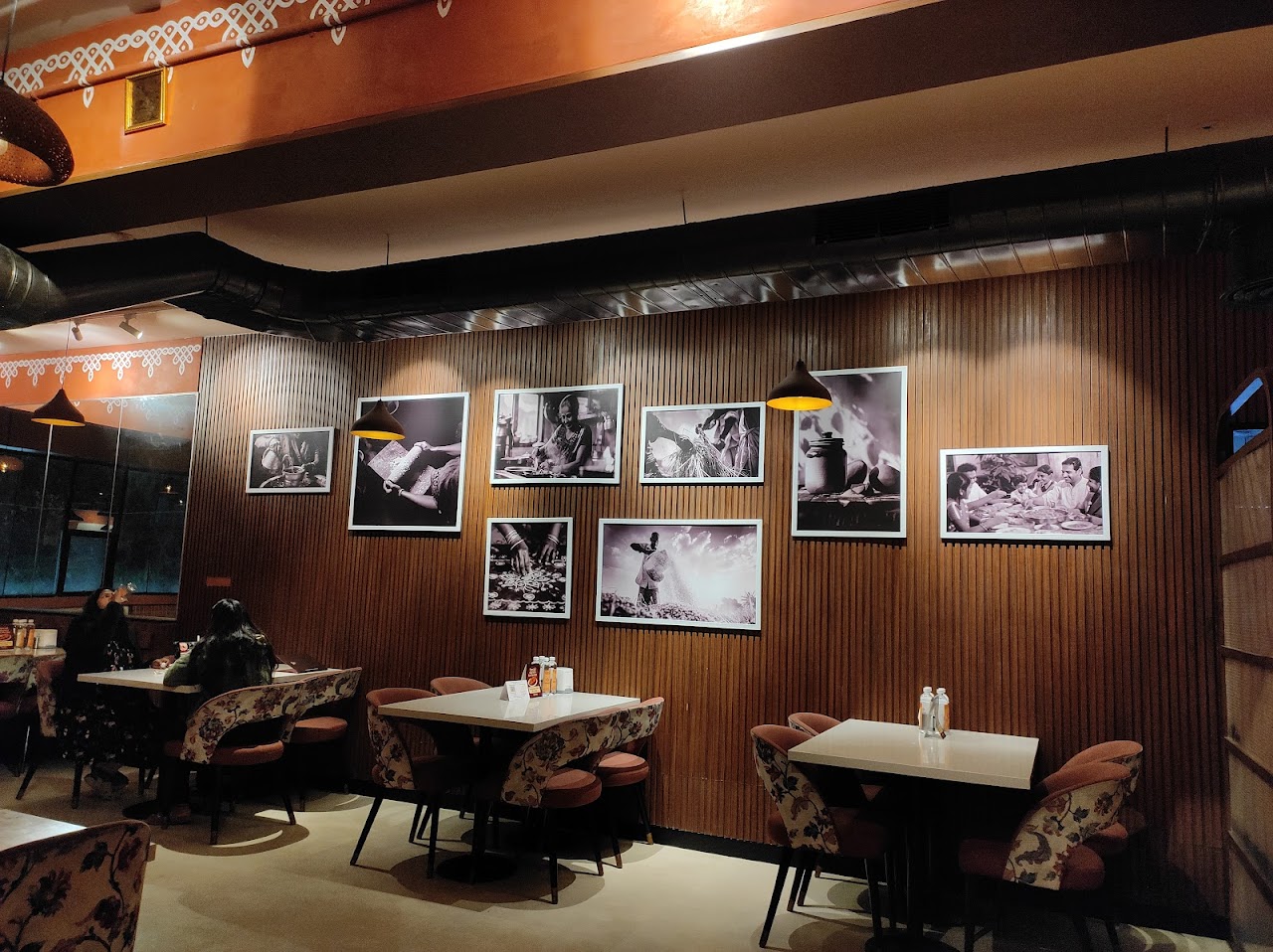 Anmay Restaurant, photo 4 of 8 posted by diners