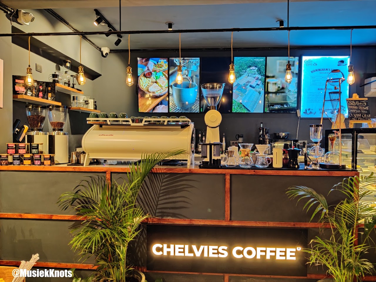 Chelvies Coffee Roastery, photo 4 of 8 posted by diners