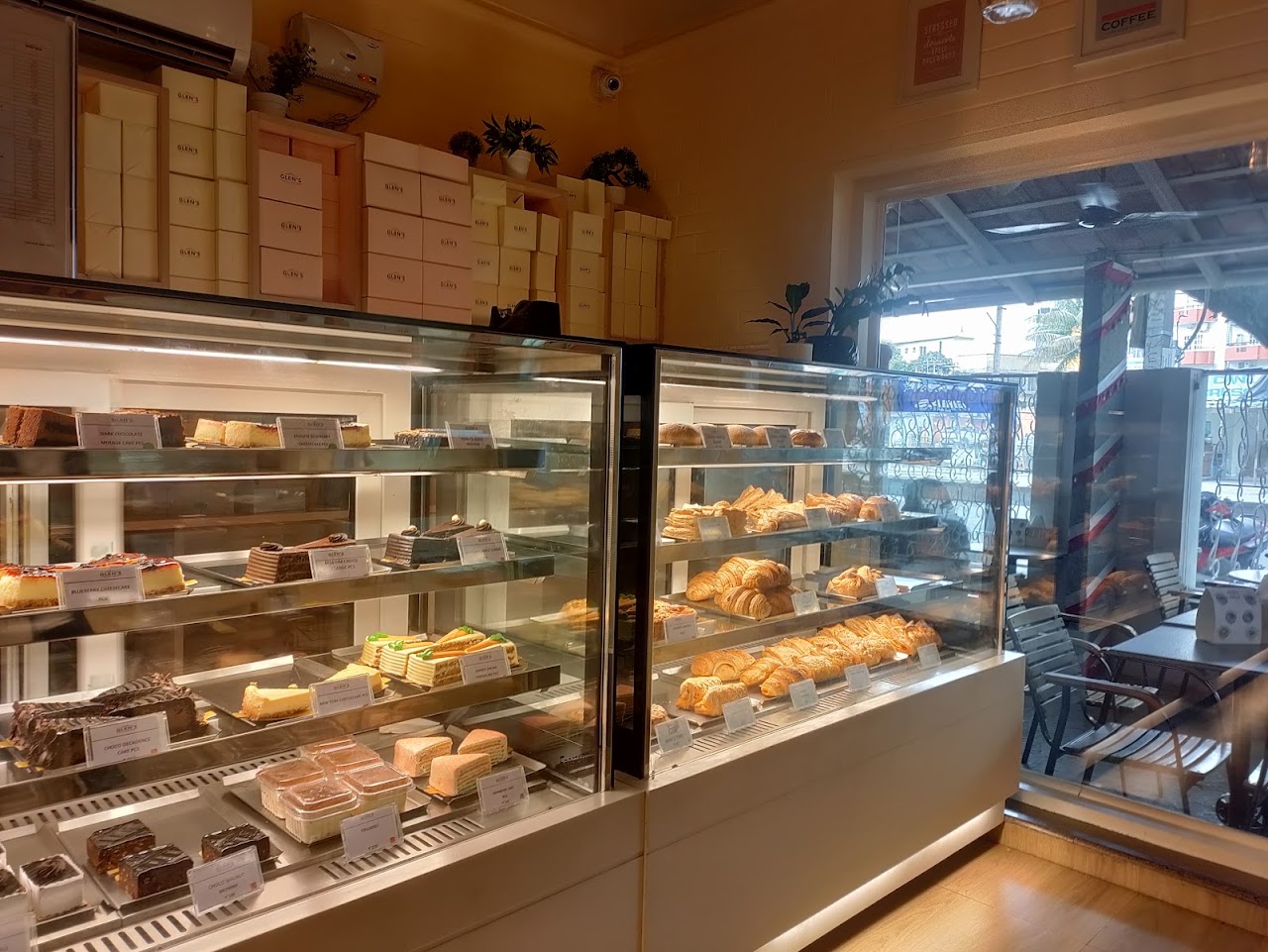 Glens BakeHouse, photo 6 of 8 posted by diners