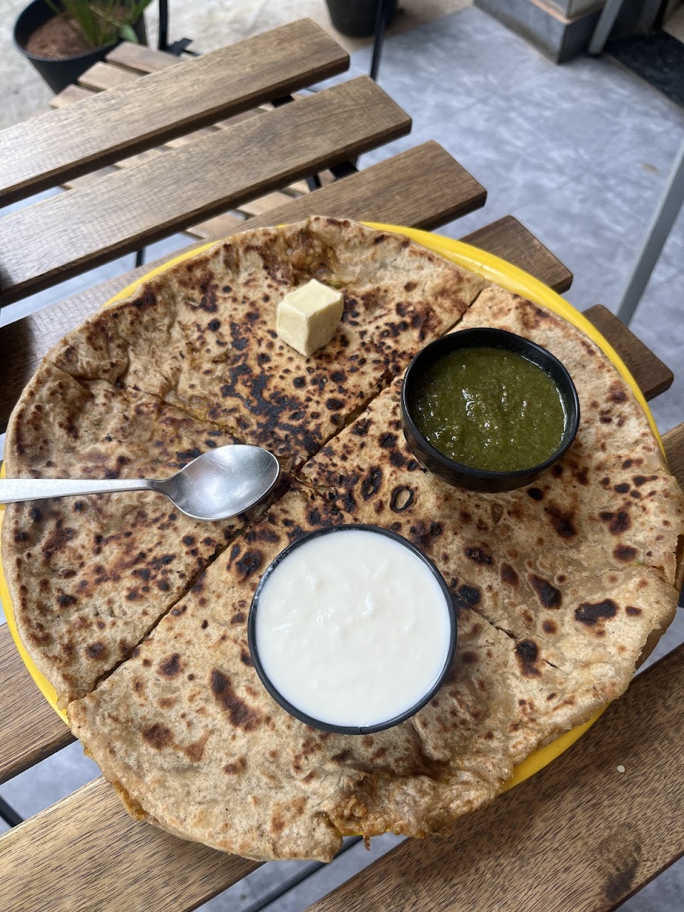 Alu Paratha at Kahani Taste Ki | Lunch Hour Thali & North Indian Thali in HSR Layout | Mini Veg & Egg Thali