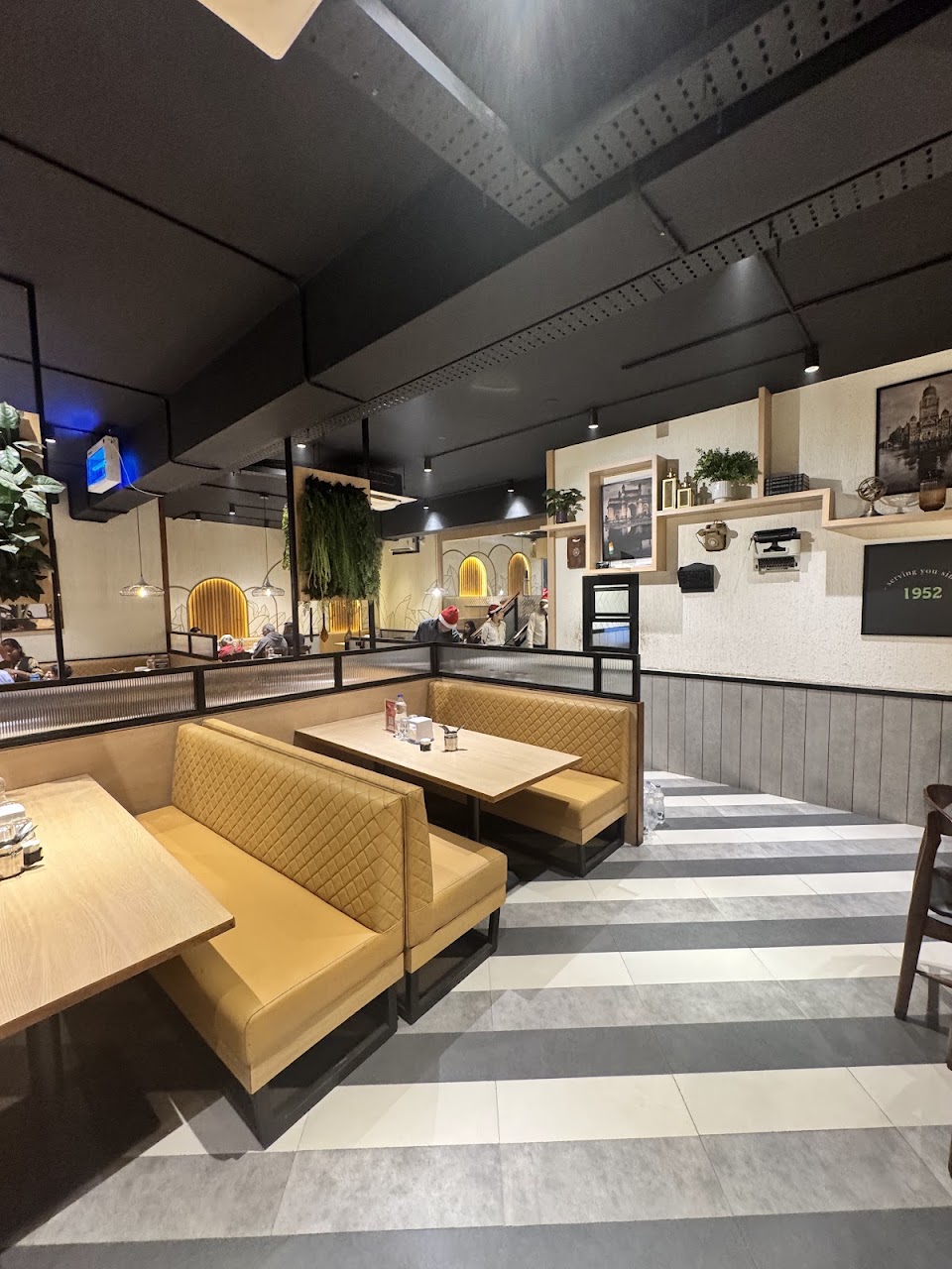 KAILASH PARBAT HSR Layout Veg Restaurant, photo 6 of 8 posted by diners