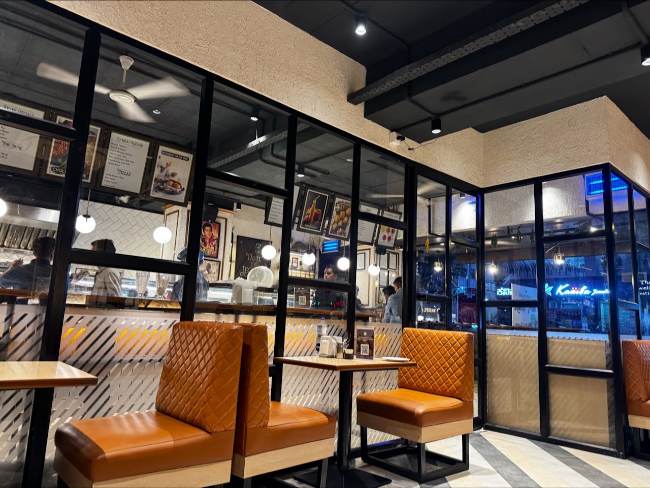 KAILASH PARBAT Indiranagar Pure Veg Restaurant, photo 3 of 8 posted by diners