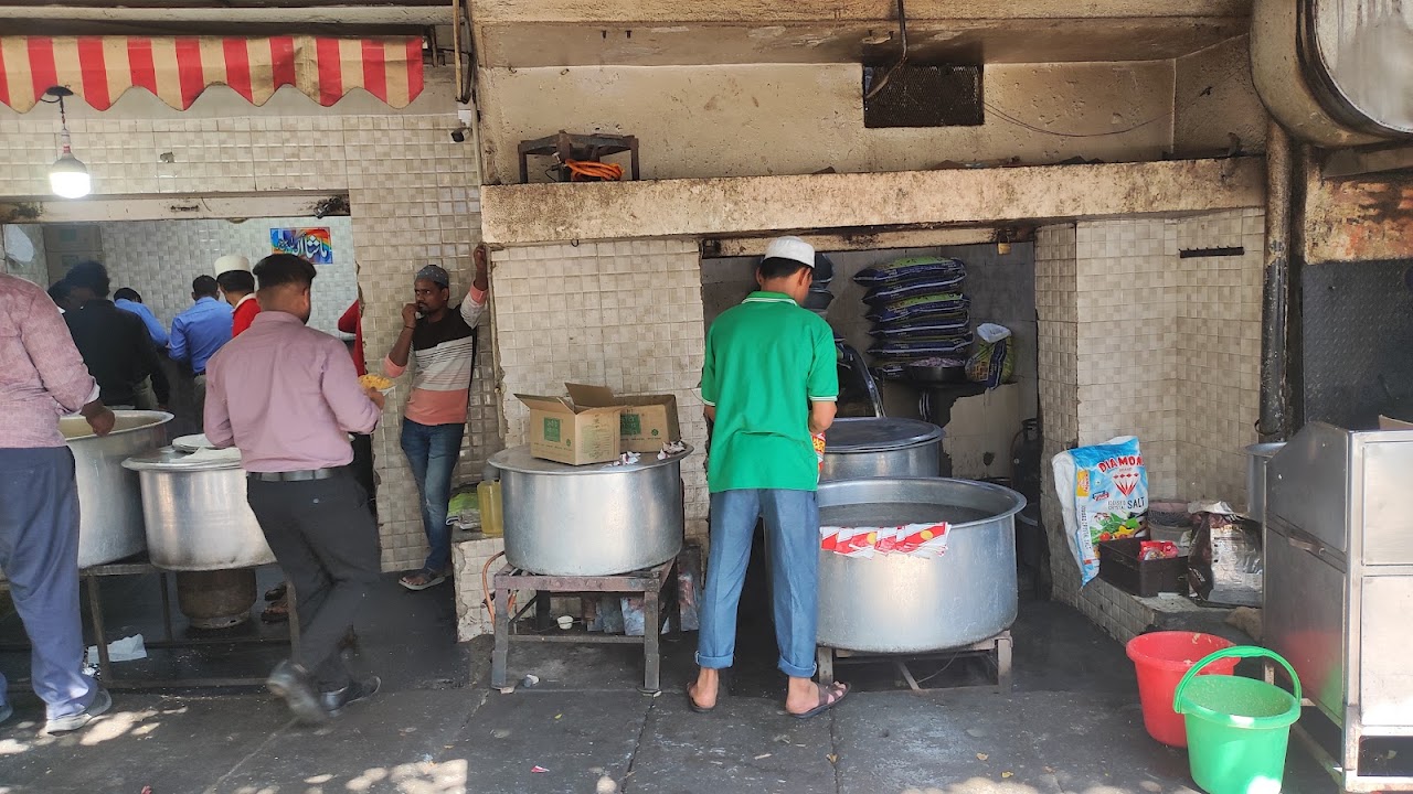 New Ambur Biryani point, photo 6 of 8 posted by diners