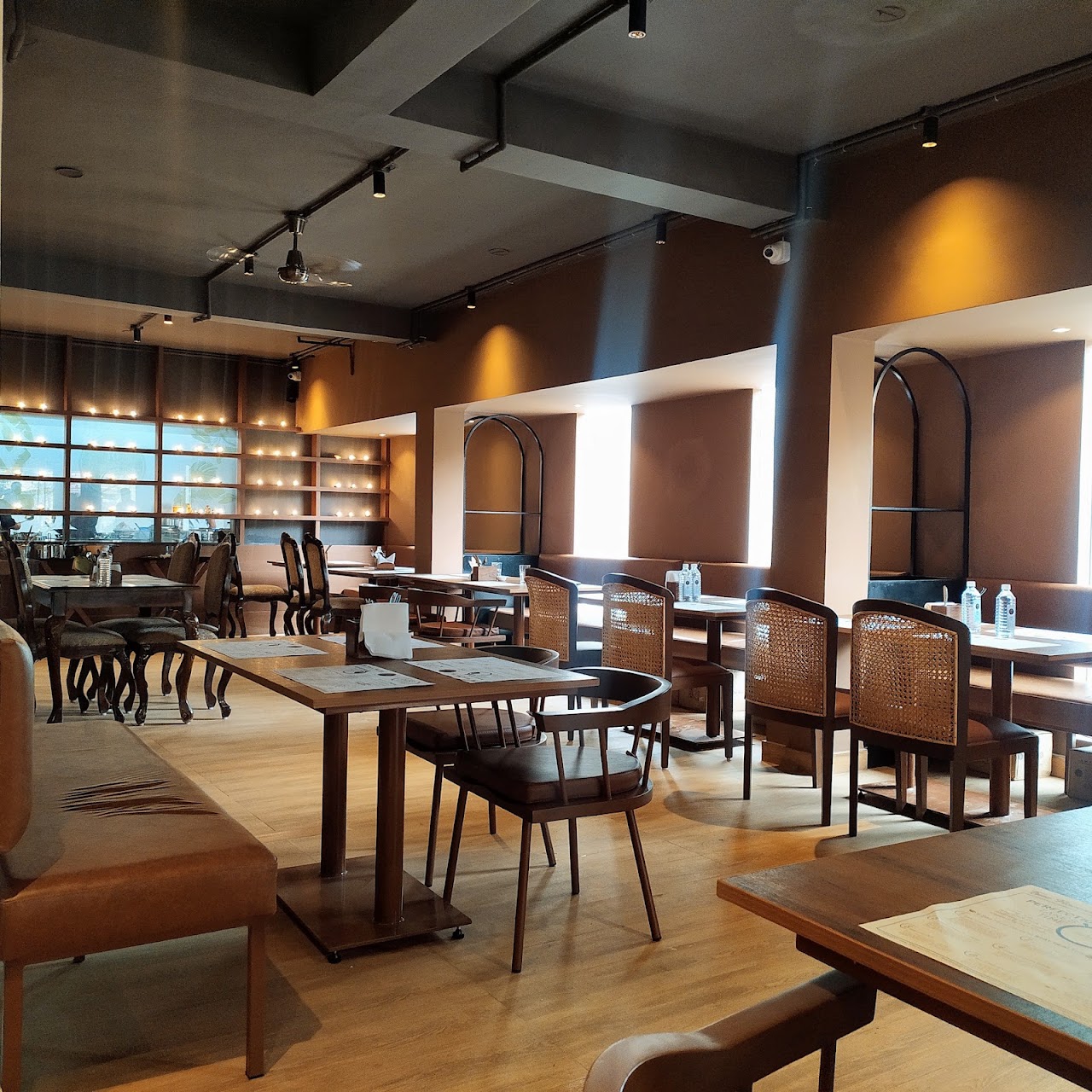 No.10 Fort Cochin - Seafood Restaurant in Indiranagar, Bangalore