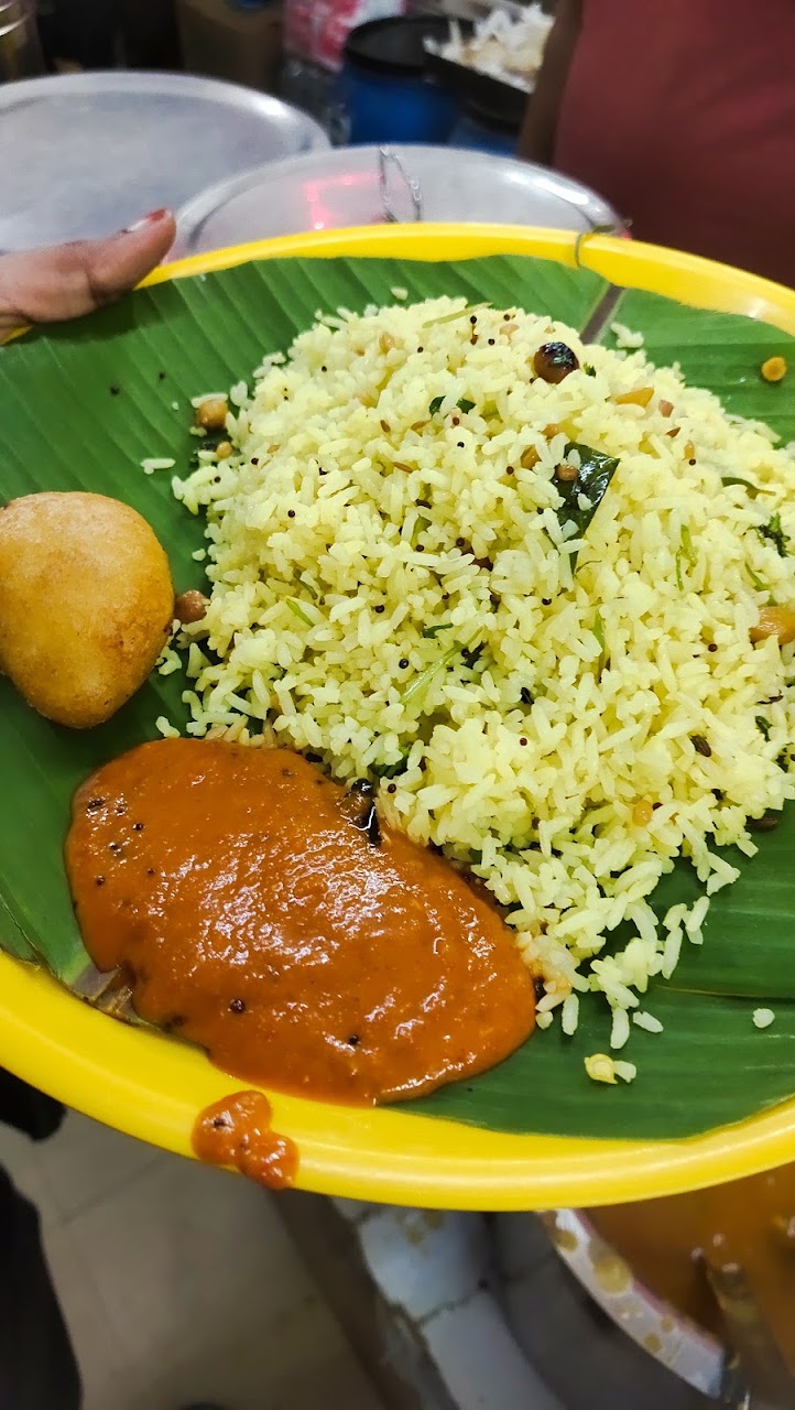 Mangalore Bonda at Rishika Tiffin Centre