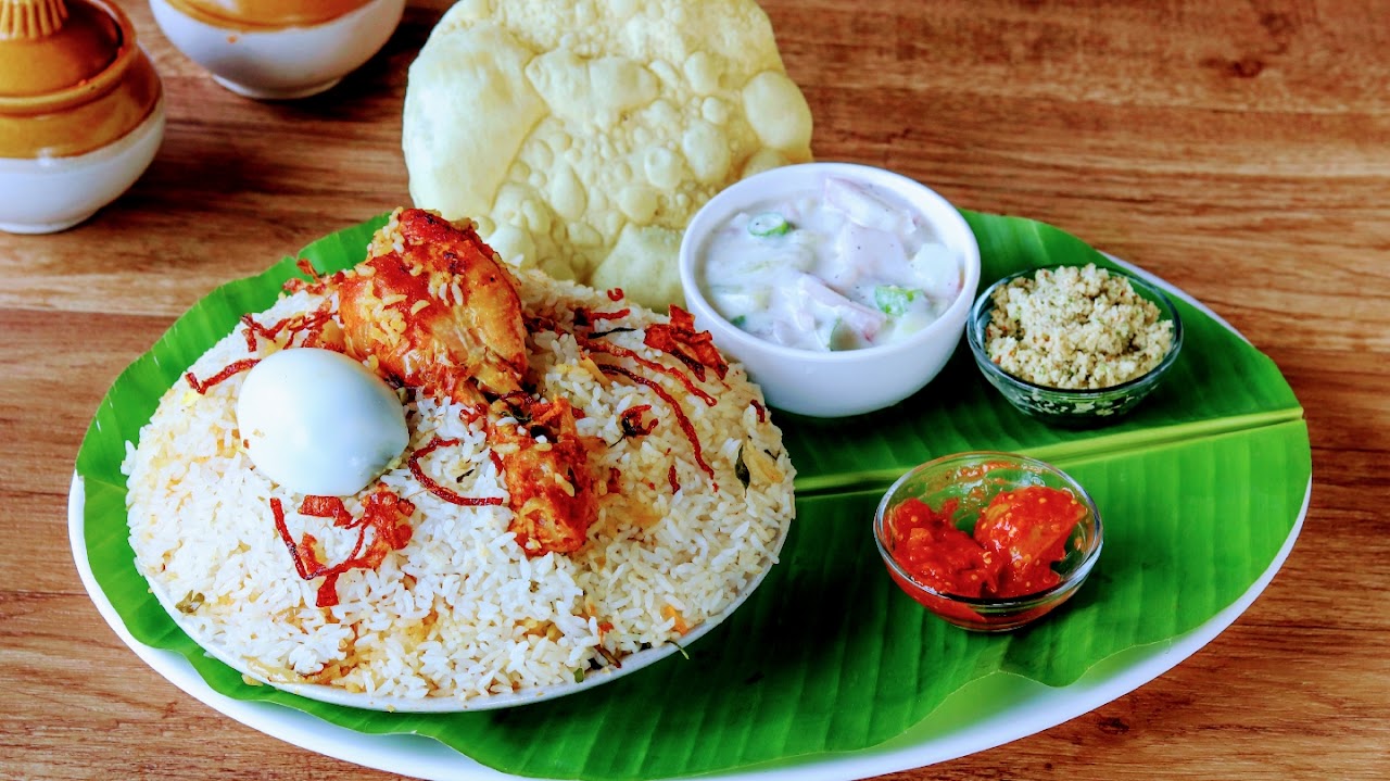 Parota with Chicken and Egg at Tharavadu Family Restaurant